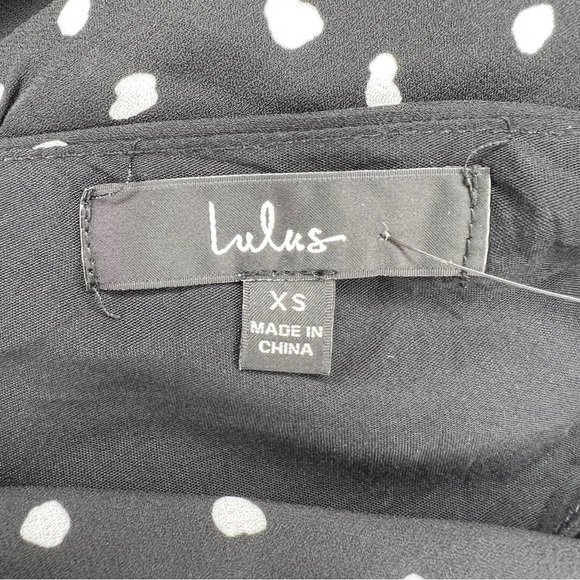 NEW LULUS XS JUMPSUIT BLACK WHITE POLKA DOT V NECK ASYMMETRICAL SLEEVE RETRO - Picture 11 of 15